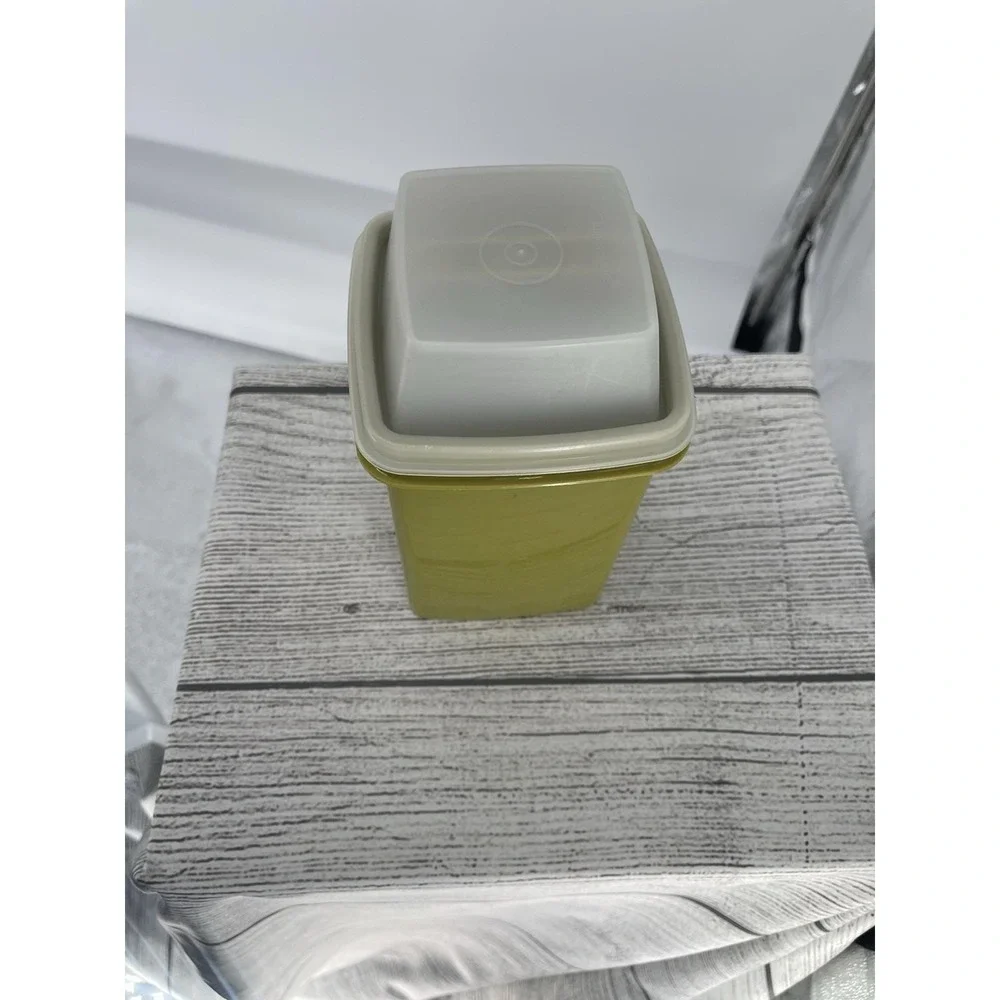 Tupperware Pickle Keeper Holder Vintage Clear Lid Green Drainer #1330-1 3 Pieces